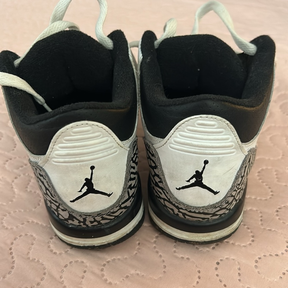 Jordan 3 cement - Picture 5 of 6